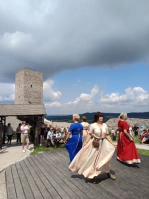 Zatańczyliśmy z historią – wyjątkowy weekend na Zamku Królewskim w Chęcinach
